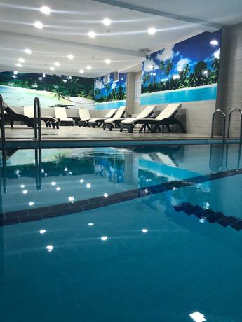 Imagen de la piscina del Hotel Tatilya Resort. Foto 20