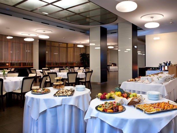 Imagen general del Hotel Tatra, Bratislava. Foto 5