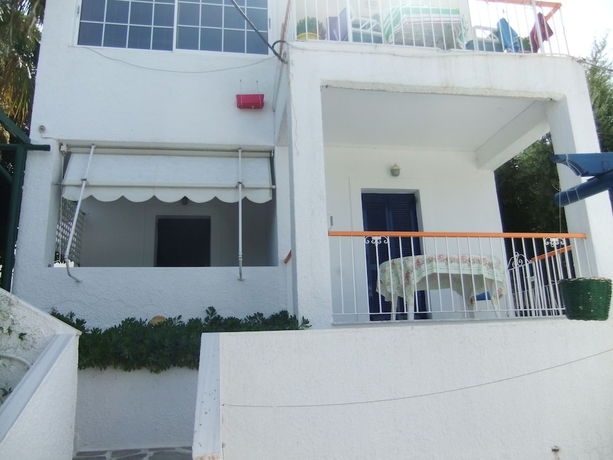 Imagen de la habitación del Hotel Tatsis Apartments. Foto 9