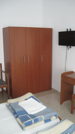 Imagen de la habitación del Hotel Tatsis Apartments. Foto 10