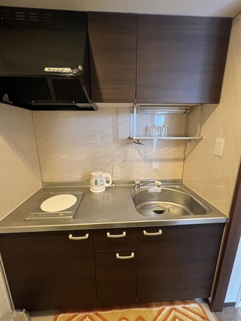 Imagen de la habitación del Hotel Tatsumi Club. Foto 11