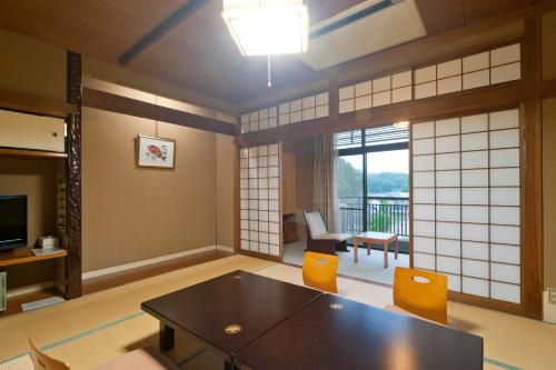 Imagen de la habitación del Hotel Tatsunokuchi Onsen Tagawa Ryusenkaku. Foto 6