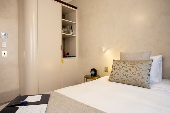 Imagen de la habitación del Hotel Tattersalls Boutique Armidale. Foto 18