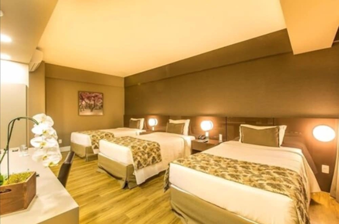 Imagen de la habitación del Hotel Tau&aacute; Resort & Convention Atibaia. Foto 3