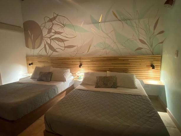 Imagen de la habitación del Hotel Tauro Black Suites. Foto 10