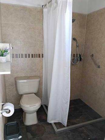 Imagen de la habitación del Hotel Tauro Black Suites. Foto 11