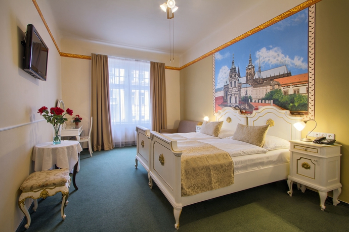 Imagen de la habitación del Hotel Taurus, Praga. Foto 10