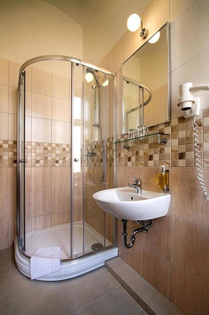 Imagen de la habitación del Hotel Taurus, Praga. Foto 13