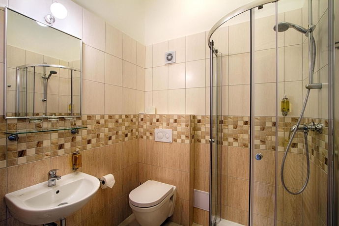 Imagen de la habitación del Hotel Taurus, Praga. Foto 15