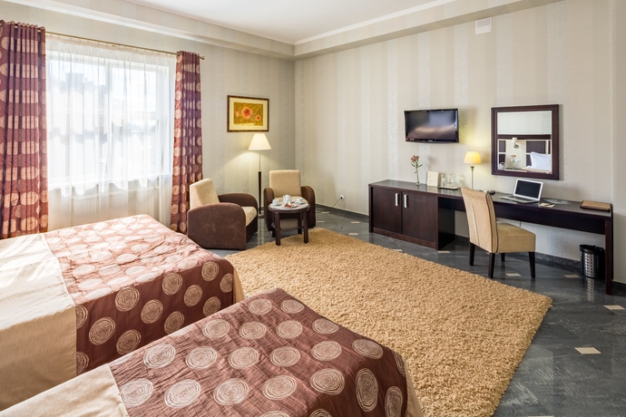 Imagen de los interiores del Hotel Taurus and Spa. Foto 17