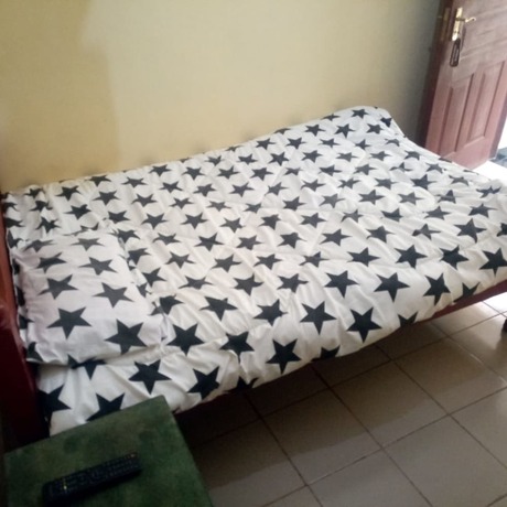 Imagen de la habitación del Hotel Tausi Bar and Lodging. Foto 7