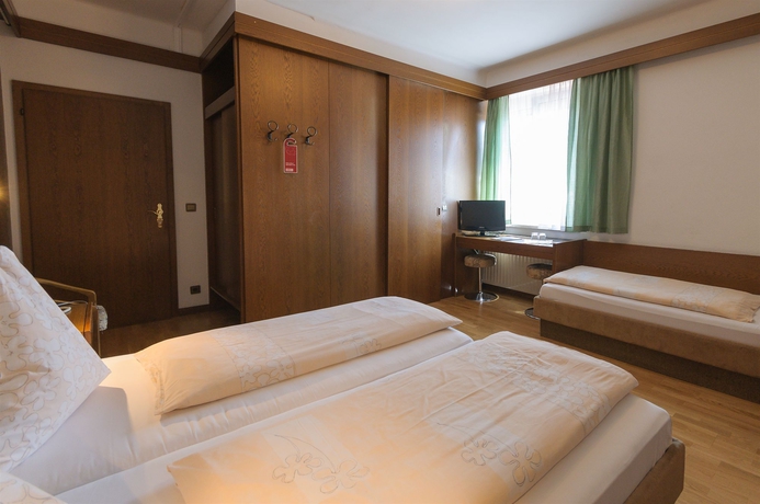 Imagen de la habitación del Hotel Tautermann. Foto 4