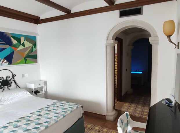 Imagen de la habitación del Hotel Taverna del Capitano. Foto 17