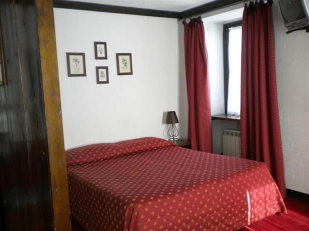 Imagen de la habitación del Hotel Tavernier. Foto 10