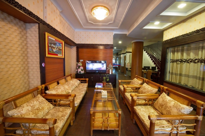 Imagen de los interiores del Hotel Taw Win Myanmar. Foto 19