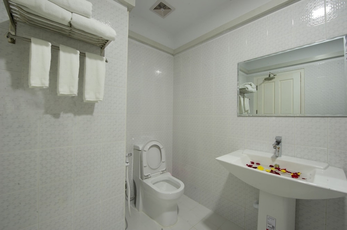 Imagen de la habitación del Hotel Taw Win Myanmar. Foto 15