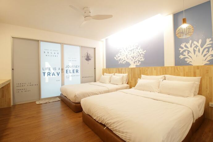 Imagen de la habitación del Hotel Tawaen Beach Resort. Foto 18