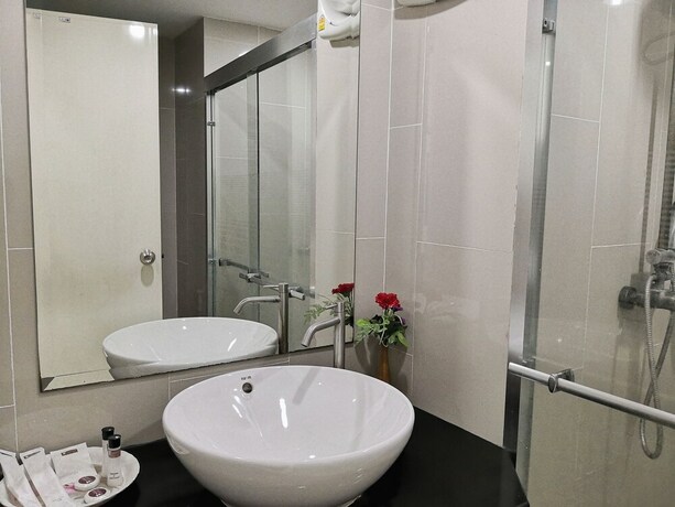 Imagen de la habitación del Hotel Taweesuk Residence. Foto 27