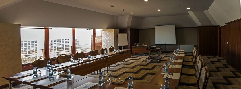 Imagen de los interiores del Hotel Taxim Express. Foto 8