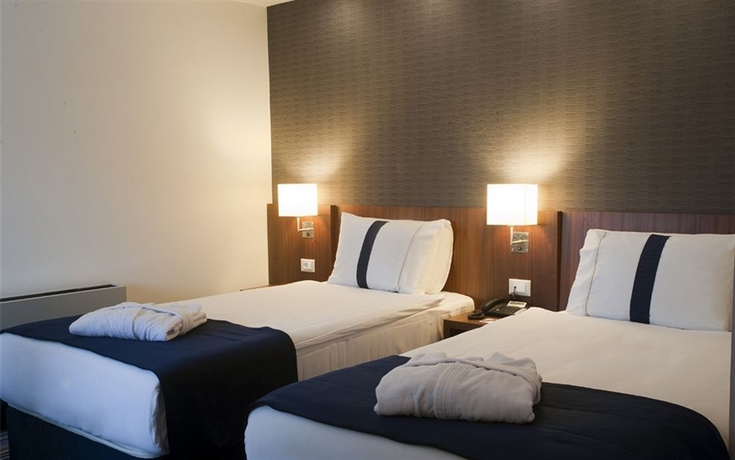 Imagen de la habitación del Hotel Taxim Express. Foto 4