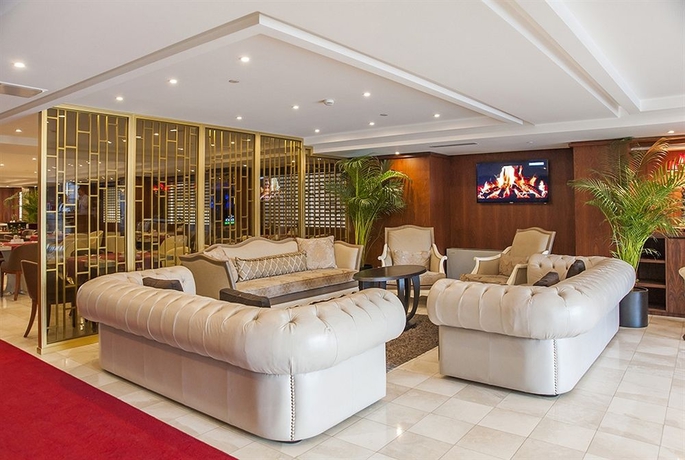 Imagen de los interiores del Hotel Taxim Express. Foto 10