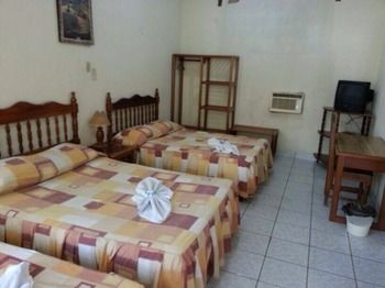 Imagen de la habitación del Hotel Tayasal. Foto 3
