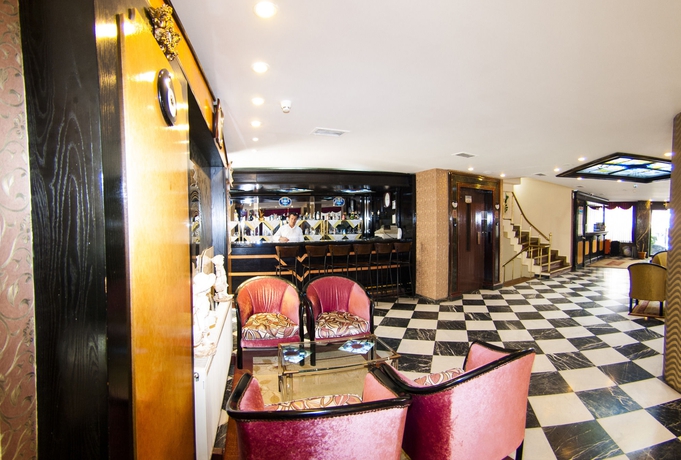 Imagen de los interiores del Hotel Tayhan. Foto 15