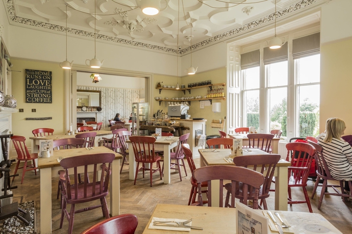 Imagen del bar/restaurante del Hotel Taypark House. Foto 2