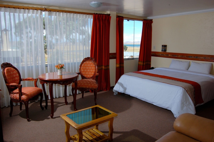 Imagen de los interiores del Hotel Taypikala Lago. Foto 11