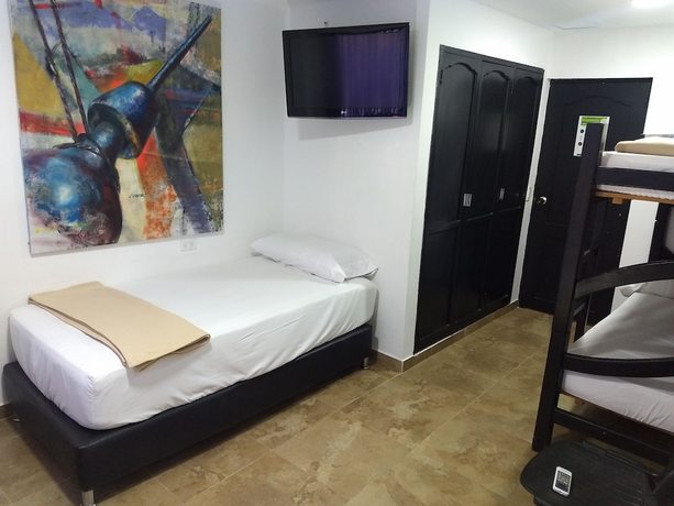 Imagen de la habitación del Hotel Tayromar. Foto 6