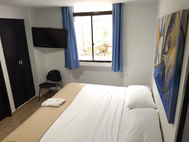 Imagen de la habitación del Hotel Tayromar. Foto 7