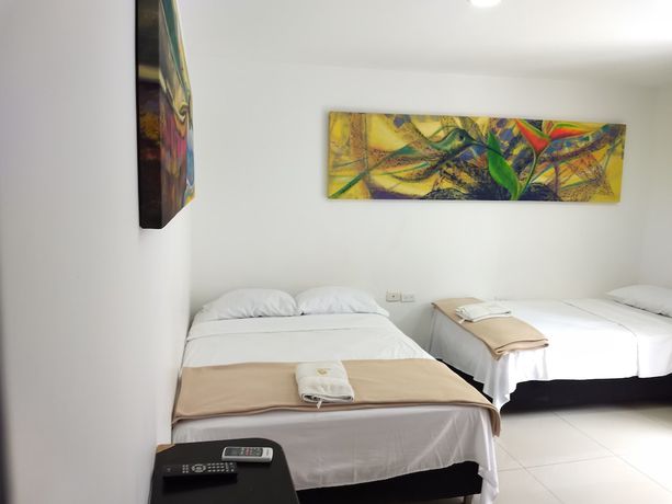 Imagen de la habitación del Hotel Tayromar. Foto 13