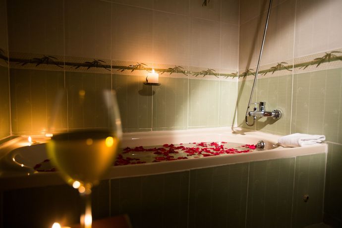 Imagen del bar/restaurante del Hotel Taz Kamar Inn. Foto 3