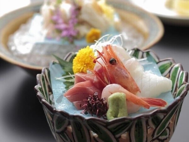 Imagen del bar/restaurante del Hotel Tazuru. Foto 9