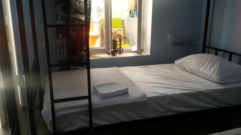 Imagen de la habitación del Hotel TbilHome hostel. Foto 14
