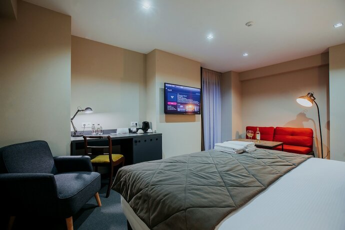 Imagen de la habitación del Hotel Tbilisee. Foto 13