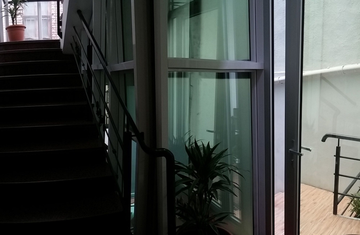 Imagen de los exteriores del Hotel Tbiliseli. Foto 10