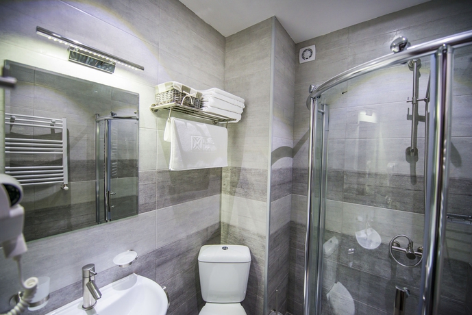 Imagen de la habitación del Hotel Tbilisi Inn. Foto 6