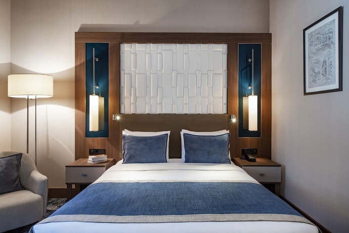 Imagen de la habitación del Hotel Tbilisi Philharmonic By Mercure. Foto 13