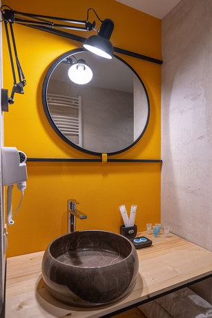 Imagen de la habitación del Hotel Tbilisi Story. Foto 8