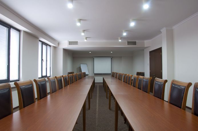 Imagen de los interiores del Hotel Tbilotel. Foto 14