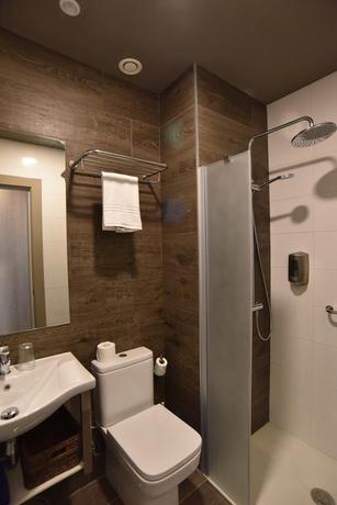 Imagen de la habitación del Hotel Tc Doña Luisa. Foto 6