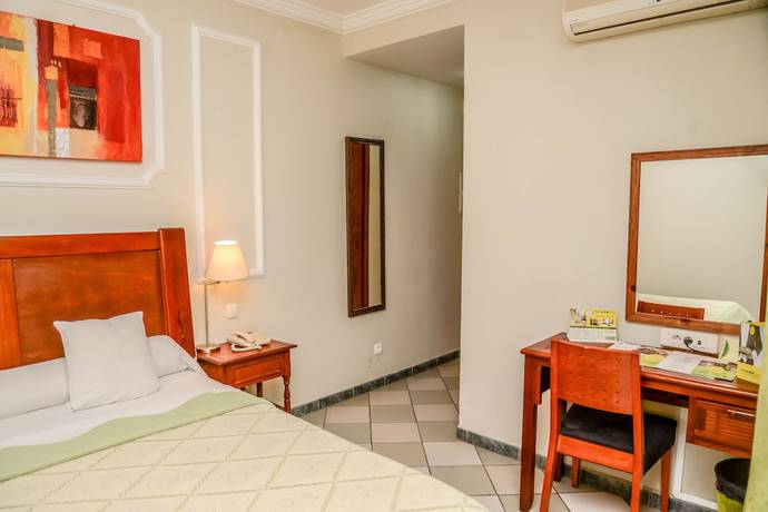 Imagen de la habitación del Hotel Tchero. Foto 19