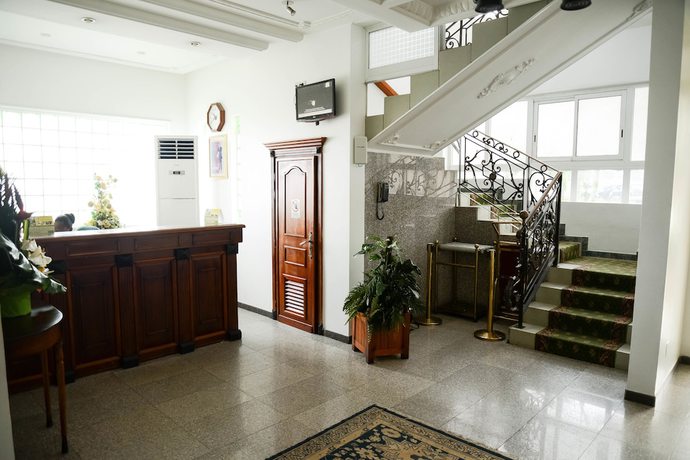 Imagen de los interiores del Hotel Tchero. Foto 20
