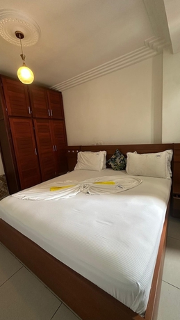 Imagen de la habitación del Hotel Tchinda Meli Residence. Foto 10