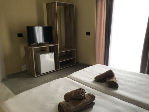 Imagen de la habitación del Hotel Te BujtinaandRestaurant. Foto 14