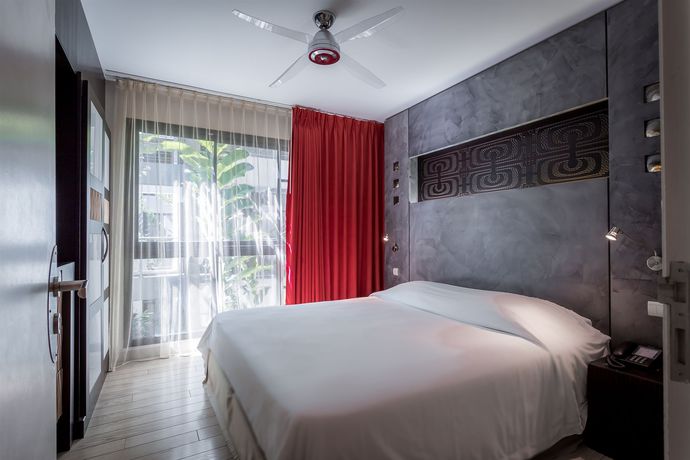 Imagen de la piscina del Hotel Te Moana Tahiti Resort. Foto 16