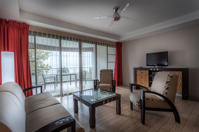 Imagen de los exteriores del Hotel Te Moana Tahiti Resort. Foto 9