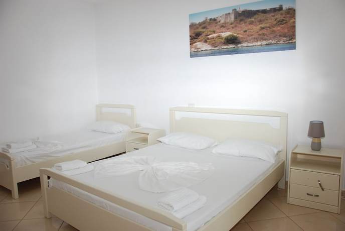 Imagen de la habitación del Hotel Te Stefi. Foto 10