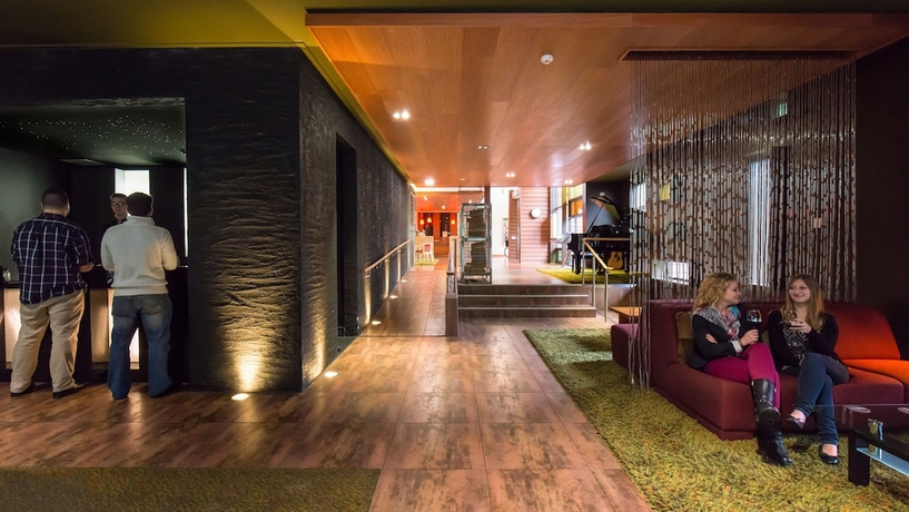 Imagen del bar/restaurante del Hotel Te Waonui Forest Retreat. Foto 4